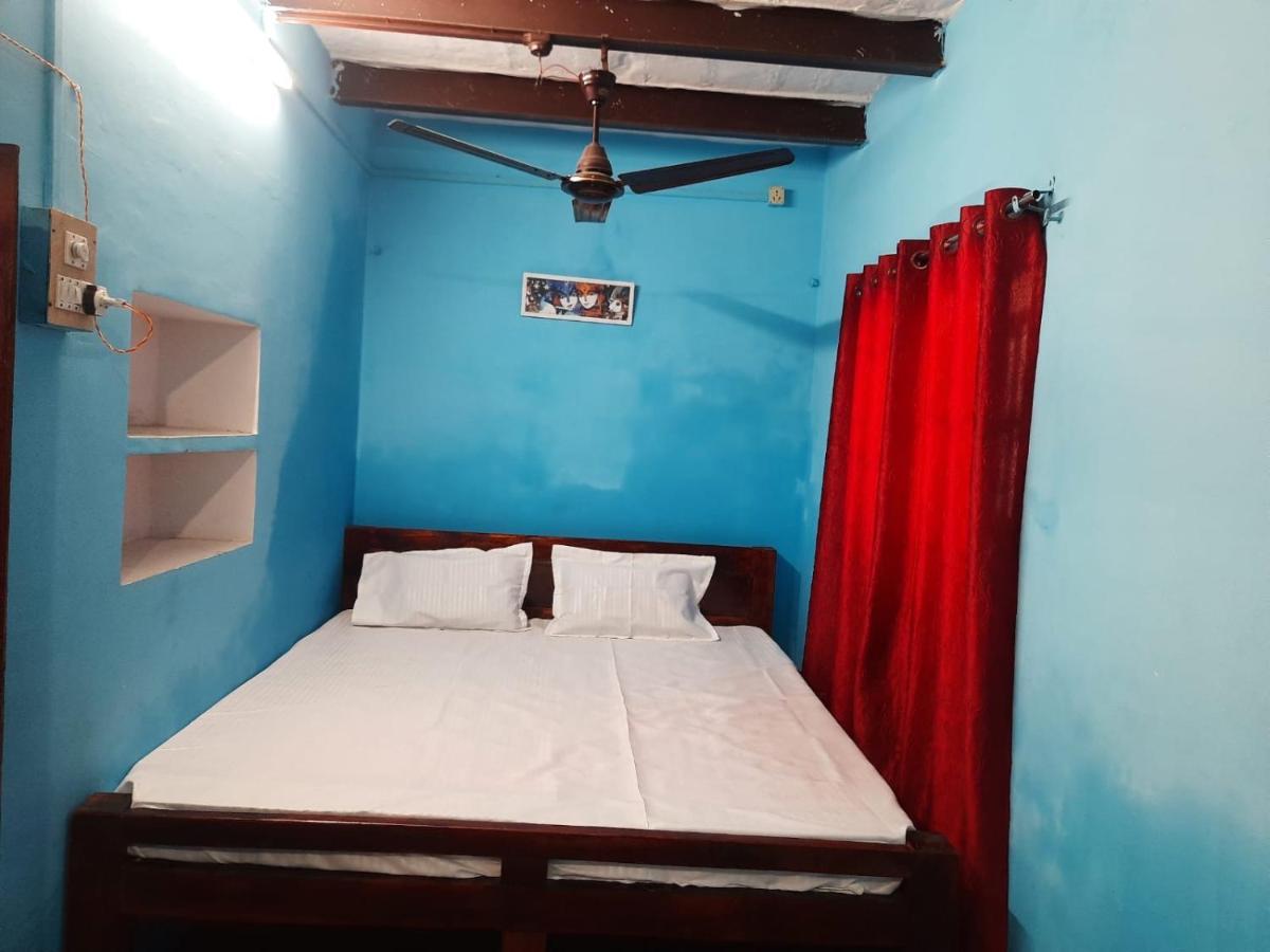 Sankardev Guest House D24 35 Варанаси Экстерьер фото
