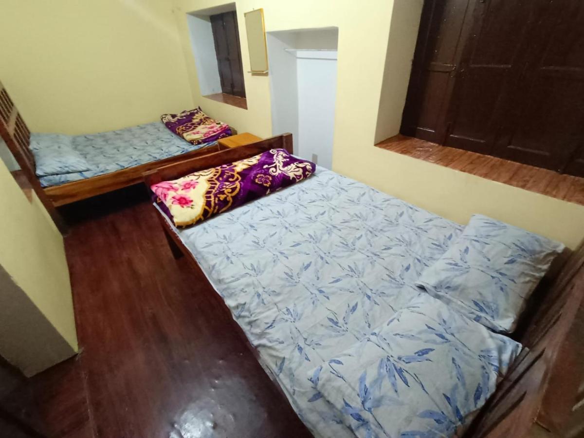 Sankardev Guest House D24 35 Варанаси Экстерьер фото